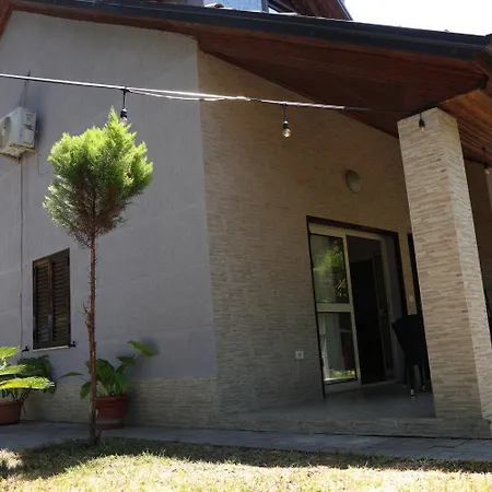 In Qerret - 100 M From The فيلة غوليم