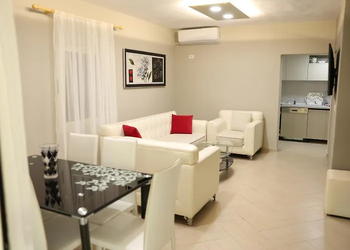 In Qerret - 100 M From The Golem (Tirana)