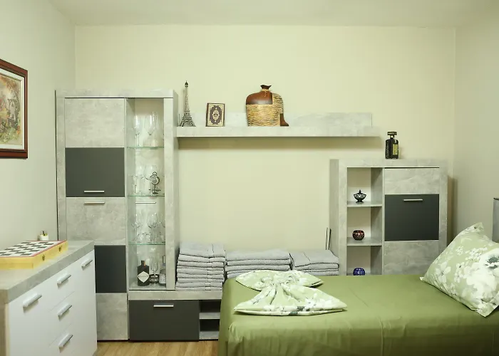 In Qerret - 100 M From The * 格勒姆