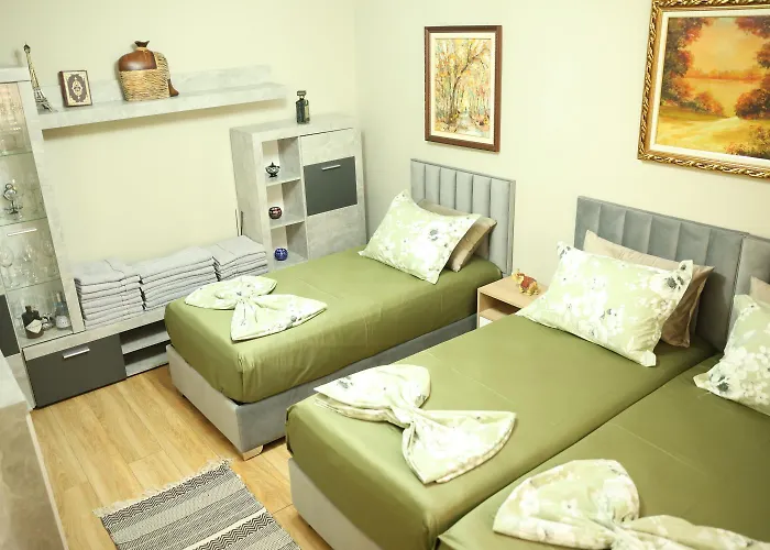 In Qerret - 100 M From The Villa