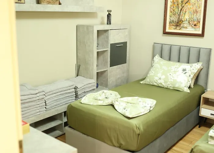 In Qerret - 100 M From The Villa